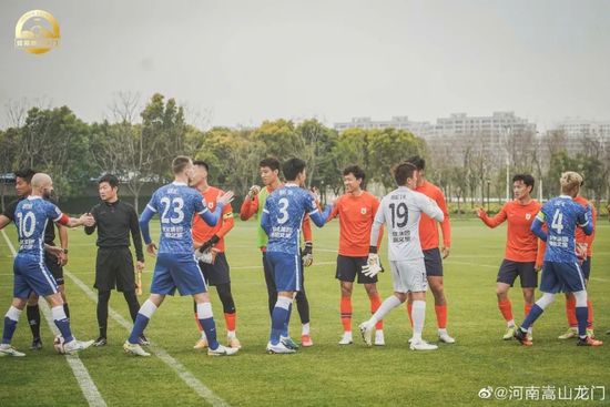 陈泽楷一听这话，心里着实感动，无论任何时候，叶辰心里都会想着他和洪五这些手下，确实要比一般的豪门少爷好出太多